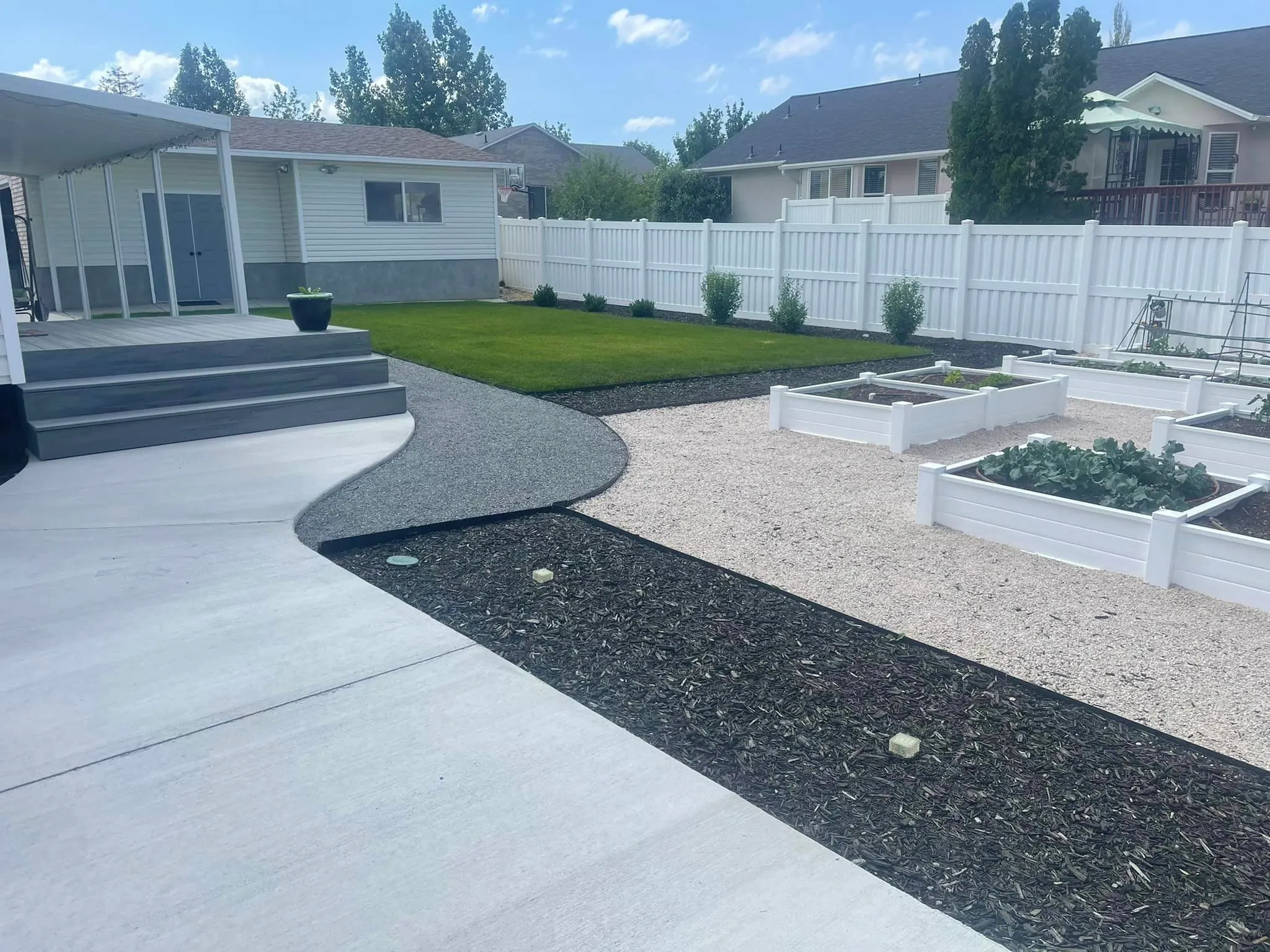 Landscaping Experts work photo 3